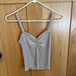 cute crème tank